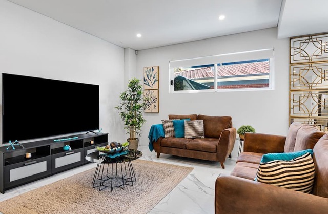 Modern House near Sydney Olympic Park