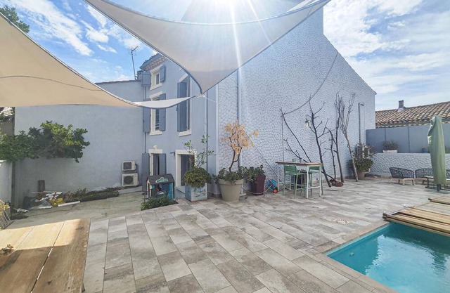 Amazing home in Pailhes with private swimming pool, can be inside or outside