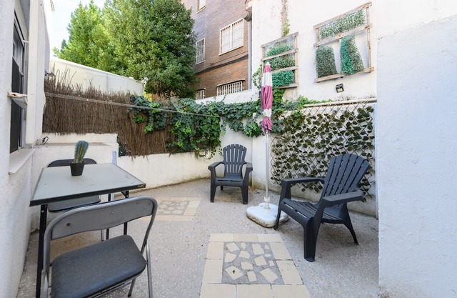 Modern 1-bedroom flat with terrace to relax in Madrid
