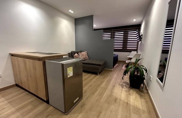 Elegant location close to the subway