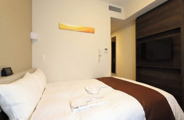 Smoking Allowed Standard Double Room Room Only/Osaka Ōsaka