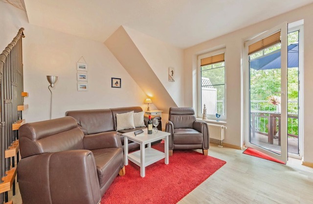 Spacious vacation apartment Achtersteven 05 with balcony in Zinnowitz close to the beach and