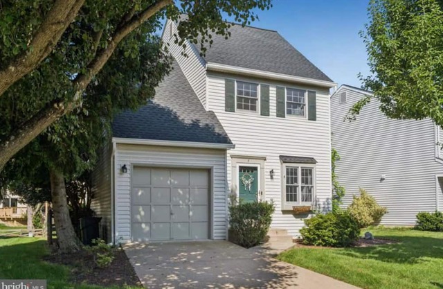 Tranquil Luxurious Home/Prime N Best Location