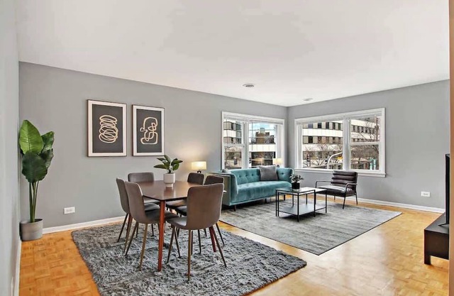 3BR/2BA Tranquil Apt in Prime Location
