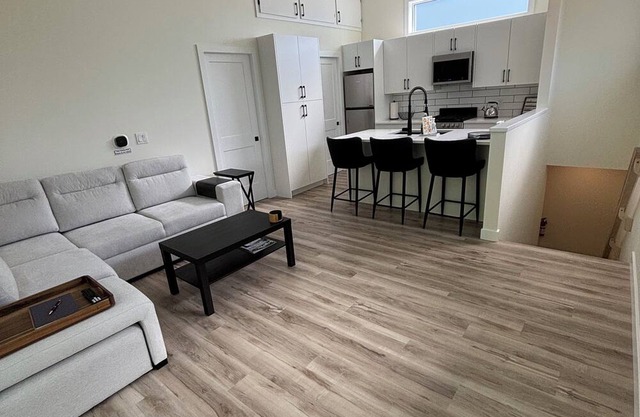 New Build, Charming 1-bedroom home in fabulous Calgary SW, 1.2 hours from Banff