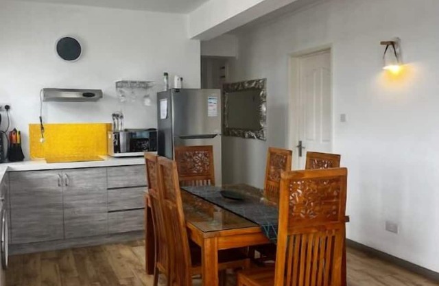 Woody Escape-5 mins walk to the beach-rooftop pool