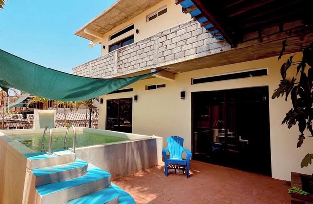 Casa Marias/located in La Punta de Zicatela beach. less than 5 minutes from the ocean.