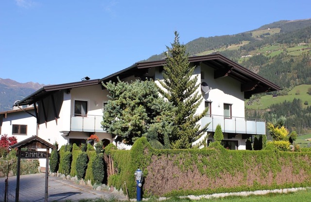 Apartment in Aschau near Zillertal Ski Lift