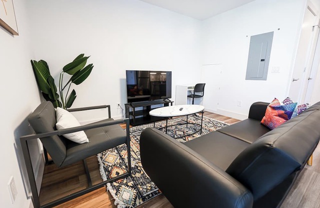 This apartment is a 1 bedroom(s), 1 bathrooms, located in Philadelphia, PA.