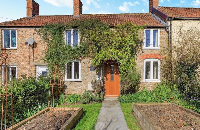 2 bedroom accommodation in Wells