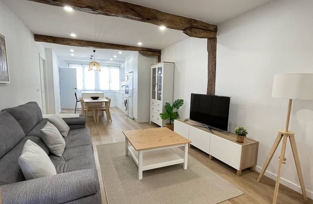 Bidebarrieta Etxea , apartamento recién reformado.