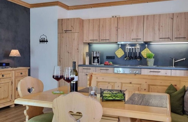 Karwendel apartment "Nr.2"/1 bedroom/shower, WC - Alpenparadies, guest house