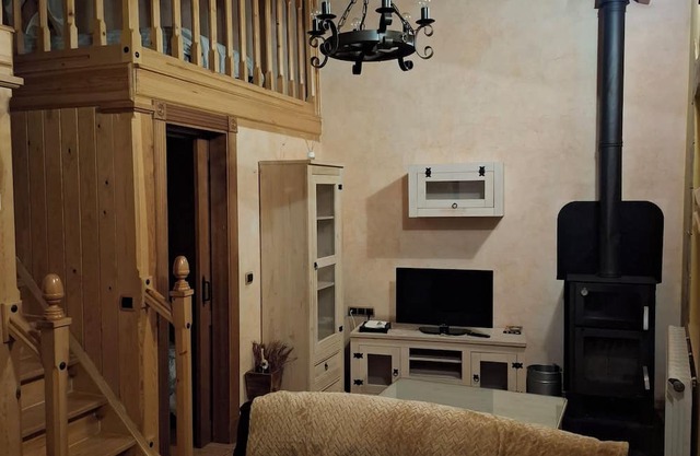 Beautiful romantic cottage intimate cozy perfect for couples