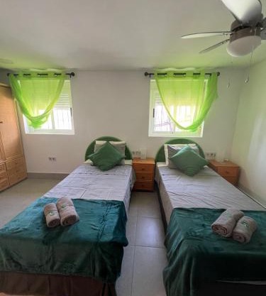 Selfcatering apartment with hot tub & pool in Oria