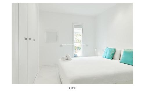 Heart of Ibiza City - Near Port BnB Luxury Stay
