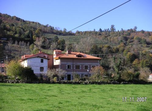 Alojamiento en Cabuérniga, Cantabria, para 4 personas