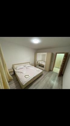 Briana luxury