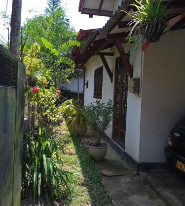 Gayesha House
