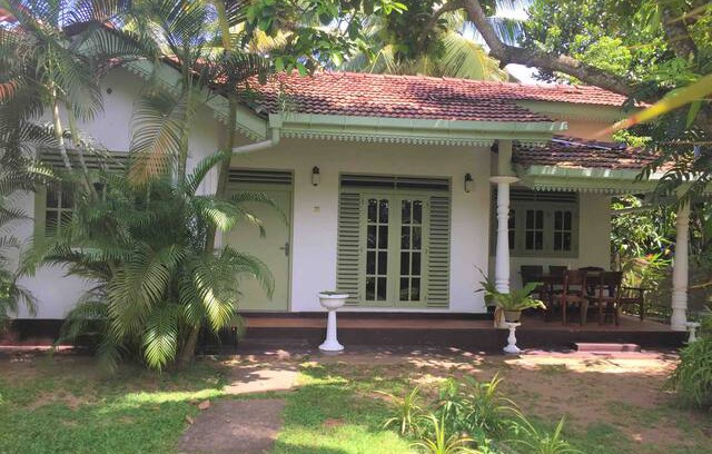 Unawatuna Villa | Private villa in Unawatuna near the beach