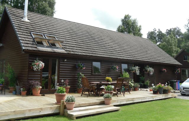 Glenlivet Bed & Breakfast | Glenburn Lodge on the banks of the spey