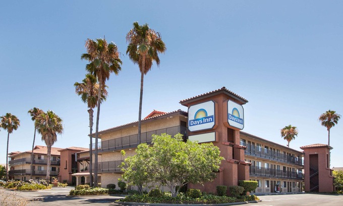 Milpitas Hotel | Days Inn by Wyndham San Jose Airport
