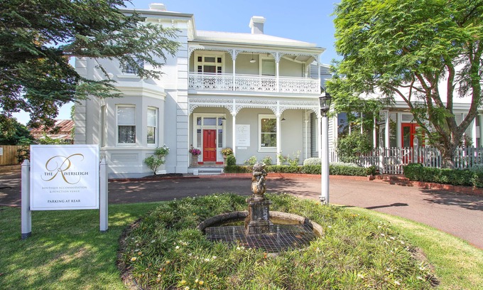 Bairnsdale Hotel | The Riversleigh
