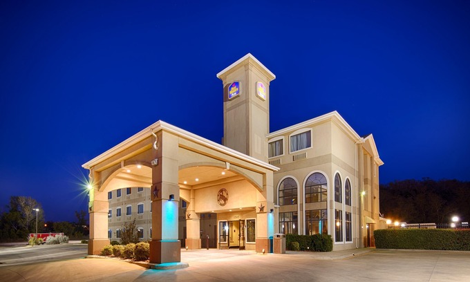Graham Hotel | Best Western Plus Graham Inn