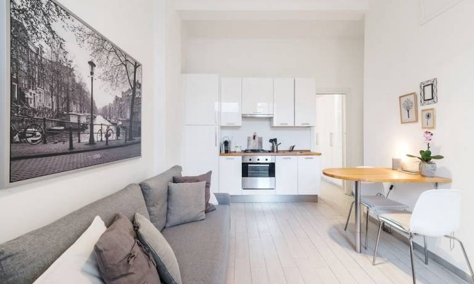 Zona Farini Apartment | Isola Cozy Flat - M3 Maciachini & Zara Underground