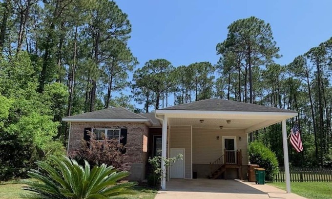Pass Christian House | Peaceful Cottage