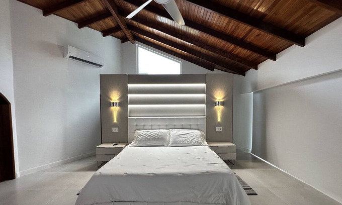 Cerro Plano House | Ocean front Luxury private home in Jaco Beach!