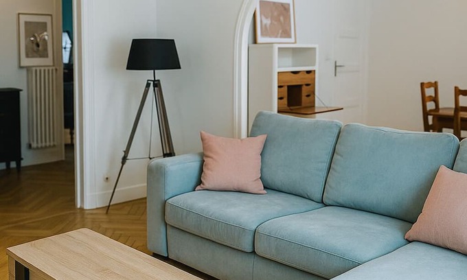 Chambery Apartment | Spacious, bright T3 800m from the station