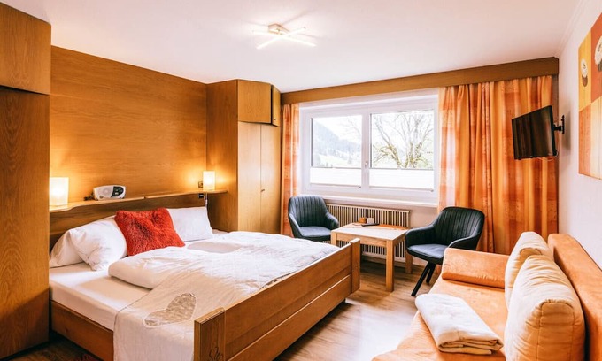 Nesselwaengle Apartment | Room '11' with Mountain View, Shared Terrace and Wi-Fi