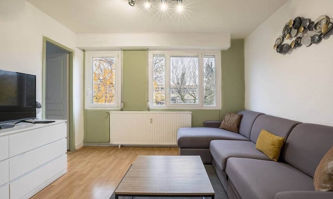 Patrotte Metz-Nord Apartment | Le Jerry, bright - 4pers' - Streaming - Parking