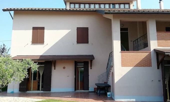 Barbara House | Ruhiges Ferienhaus mit Pool und Großem Garten