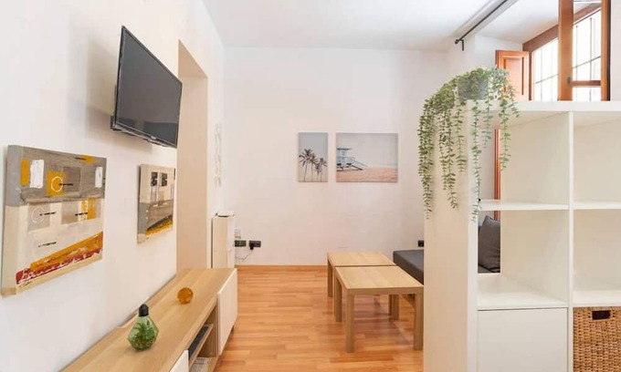 San Felipe Neri Apartment | Chic studio centro malaga